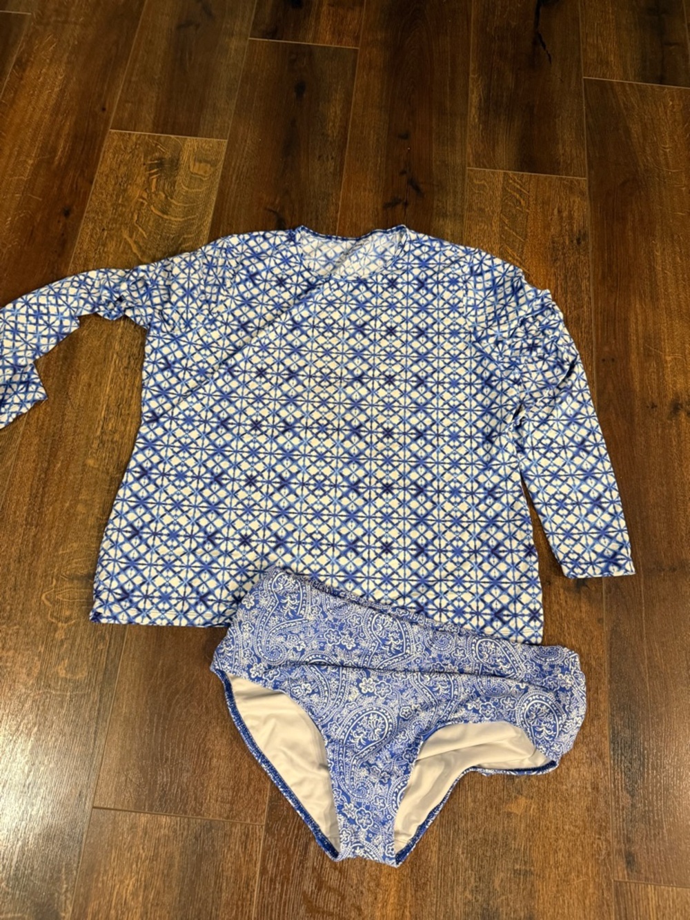 Lands End Women’s Swimsuit - size XL